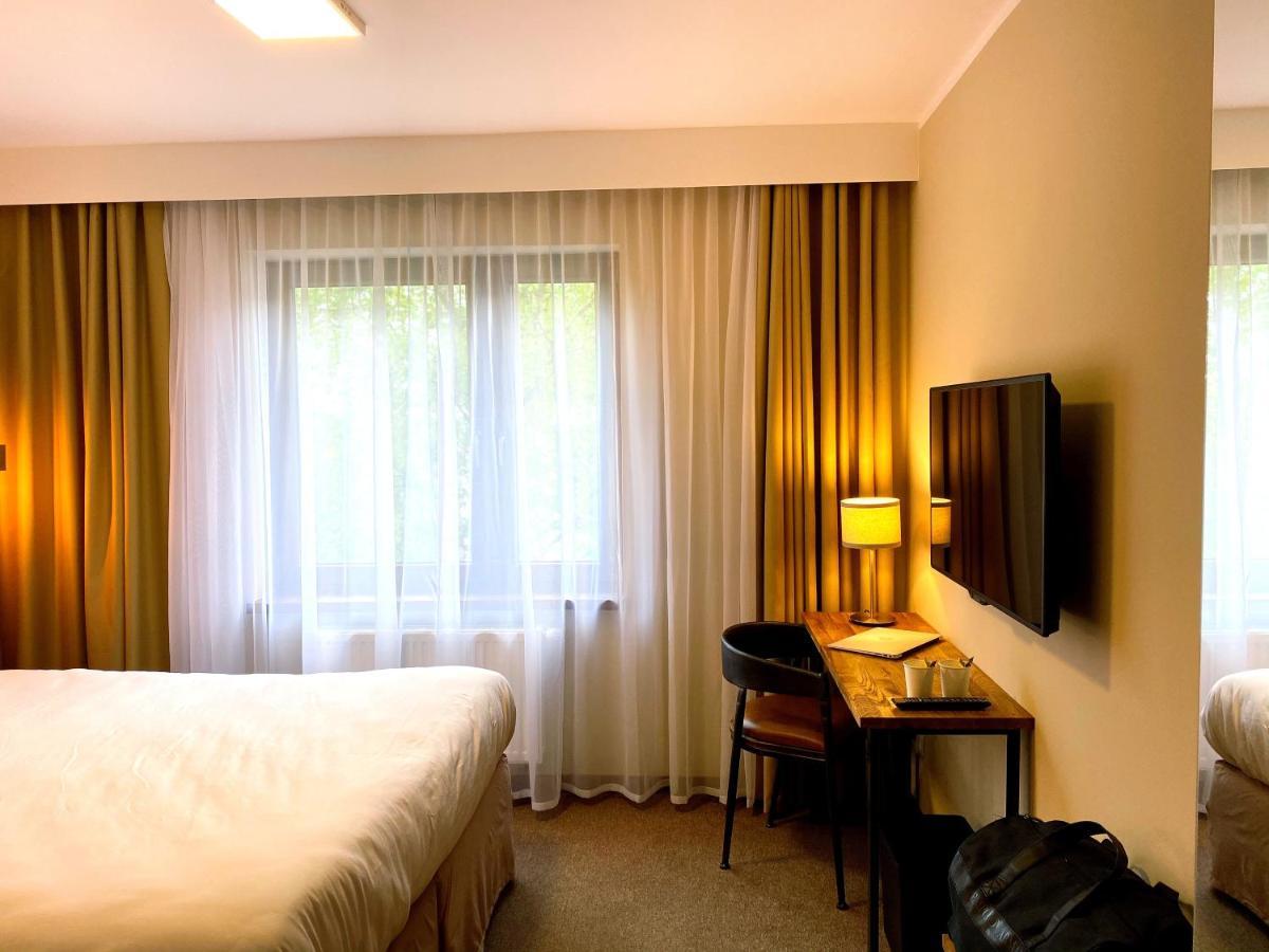 Amber Blue Wellness & Spa (Adults Only) Карвіа Екстер'єр фото
