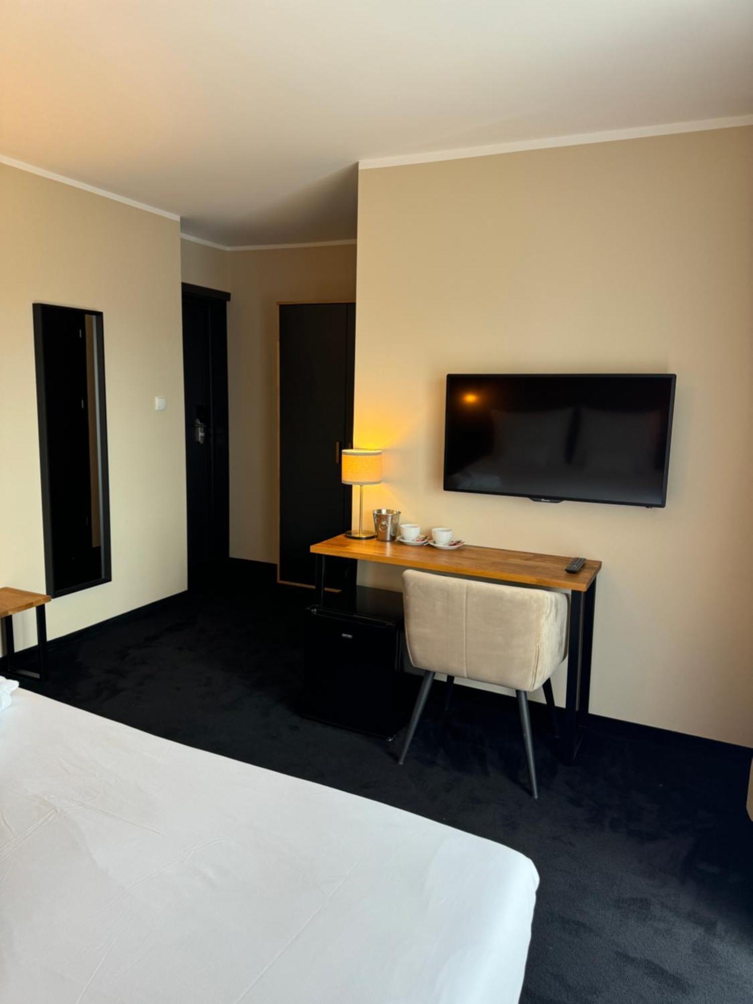 Amber Blue Wellness & Spa (Adults Only) Карвіа Екстер'єр фото